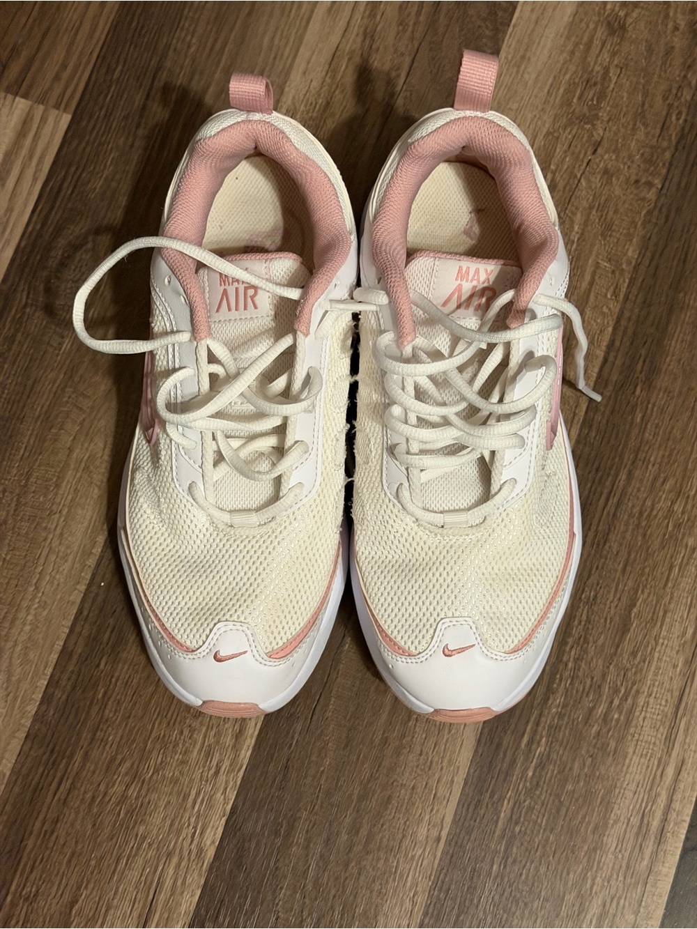 Nike Women’s Sneakers - White & Pink